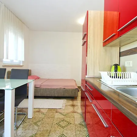 Spomenka 1432 Apartamento Pula